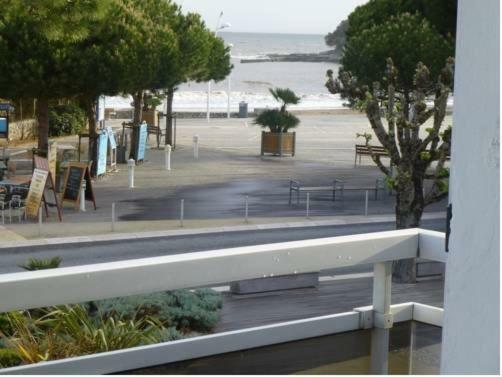 Hôtel de la Plage Saint-Palais-sur-Mer Exterior foto